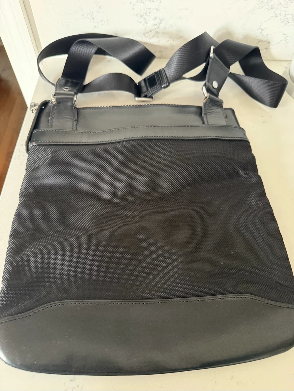 Tumi bag quick zip
